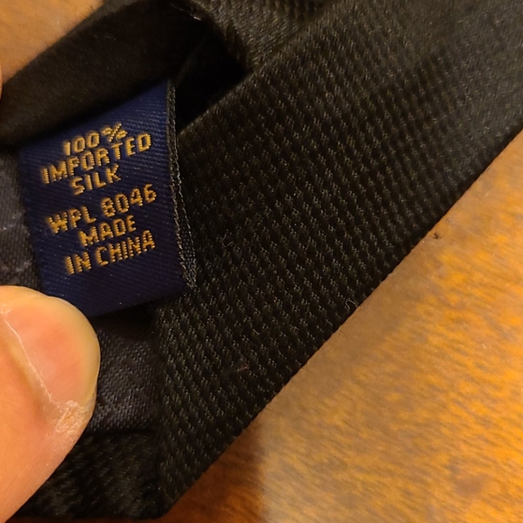 Club Room Wide Tie - Picture 3 of 4